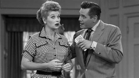  I Love Lucy! - Ett klassiskt sitcom-äventyr från 1937 med snabba repliker och en ikonisk huvudrollsinnehavare.