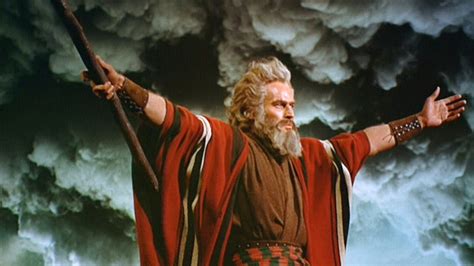 Är The Ten Commandments en bibliskt mästerverk som kombinerar historiska episoder och mäktig skådespeleri!?